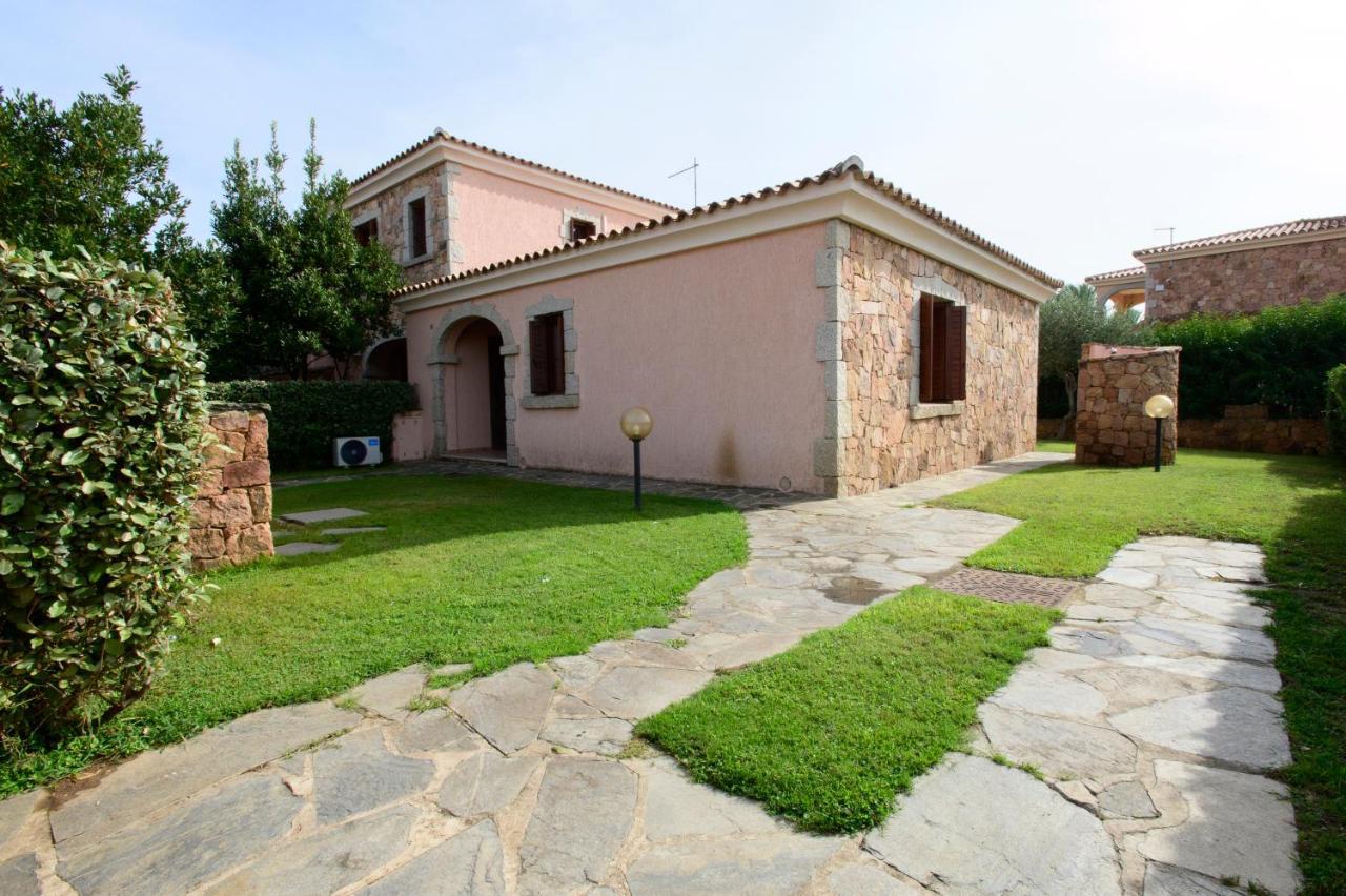 Ville del Mar San Teodoro  Esterno foto
